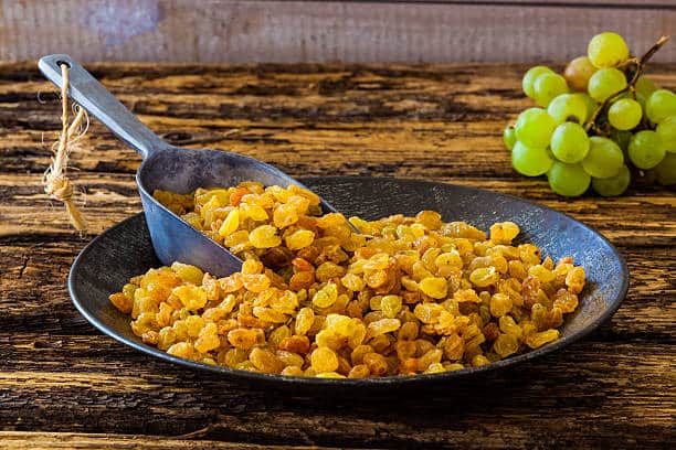 فروش کشمش پلویی اعلا + قیمت خرید به صرفه